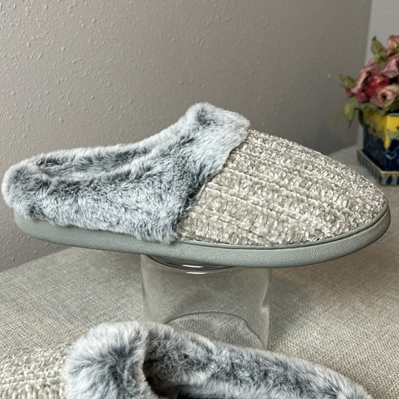 Evshine Warm Knit House Slippers Chenille Slippers Memory Foam Outdoor Soles sz9 - Picture 2 of 11